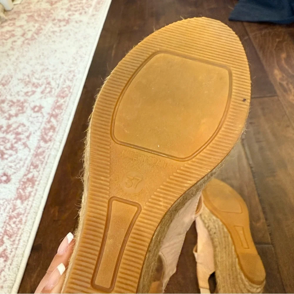 Anthropologie Naguisa Ruca Wedge Espadrilles Yellow Tan size 7